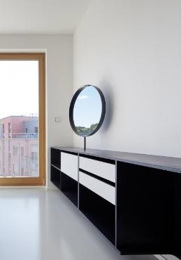 干凈清爽日式風(fēng)格50平米小戶型臥室吧臺裝修效果圖