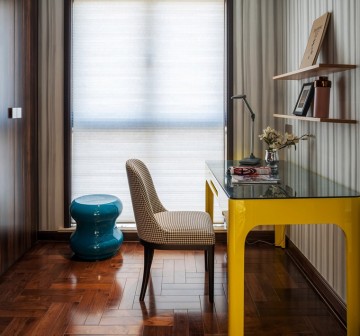 張揚簡致歐式風(fēng)格100平米三居室書房背景墻裝修效果圖