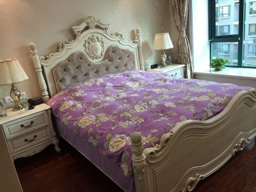 清爽實(shí)用歐式風(fēng)格100平米二居室臥室背景墻裝修效果圖