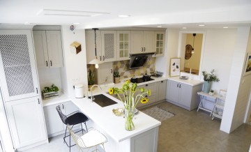 純凈森系北歐風(fēng)格130平米三居室廚房櫥柜裝修效果圖