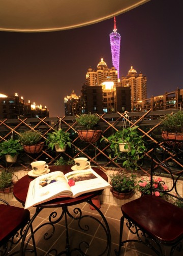 迷霧森林歐式風(fēng)格220平米別墅陽臺裝修效果圖