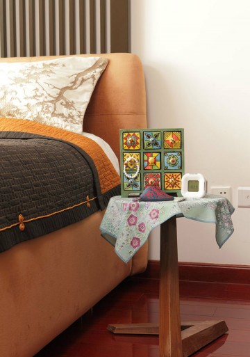 原木色中式風格70平米一居室臥室背景墻裝修效果圖