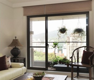 中式緊密連貫90平米二居室陽臺裝修效果圖