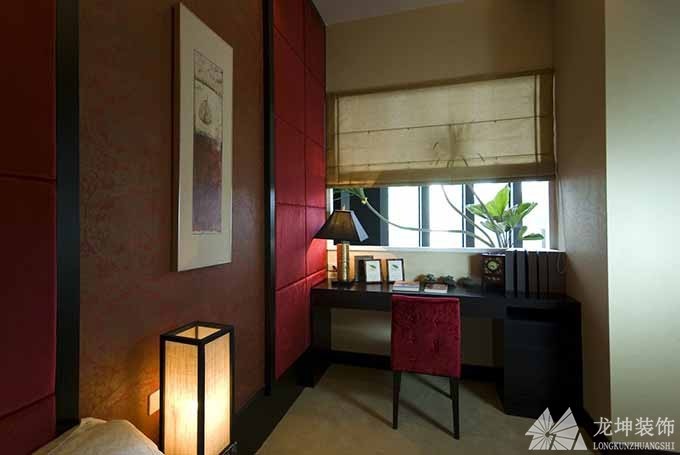 中式簡(jiǎn)約清新120平米三居室書房背景墻裝修效果圖