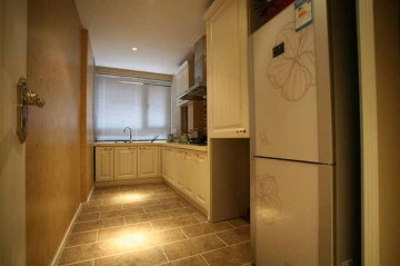 溫馨淡雅田園風(fēng)格70平米二居室廚房櫥柜裝修效果圖