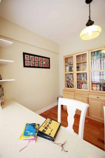 田園個性休閑80平米二居室書房背景墻裝修效果圖