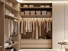 哪種衣柜收納性最好呢？趕緊跟龍坤小編一起了解下吧！